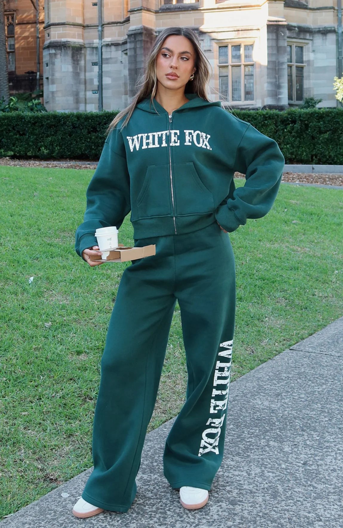 White Fox - Brand New Start Wide Leg Sweatpants Forest Green